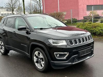 Gebraucht Jeep Compass Limited 140 PS (102 kW) 2018 Schwarz SUV