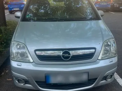 Gebraucht Opel Meriva 105 PS (77 kW) 2009 Silber Van / Kleinbus