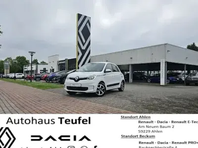 Używany Renault Twingo LIMITED 73 KM (53 kW) 2021 Biały Hatchback