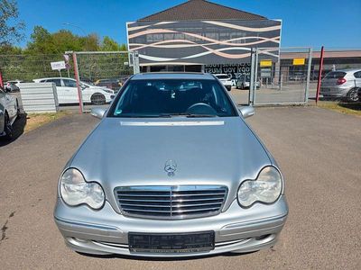 Second-hand Mercedes C200 163 CP (119 kW) 2000 Argintiu Berlinǎ