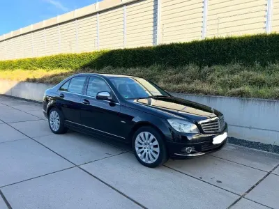Gebraucht Mercedes C320 224 PS (164 kW) 2007 Schwarz Limousine