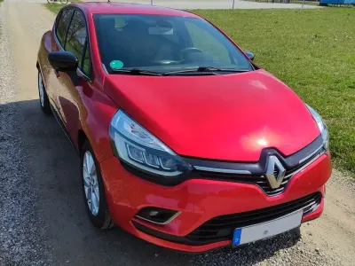 Gebraucht Renault Clio IV LIMITED 90 PS (66 kW) 2018 Rot Limousine