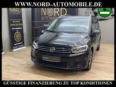 Usata VW Touran Active 150 CV (110 kW) 2023 Nero Monovolume