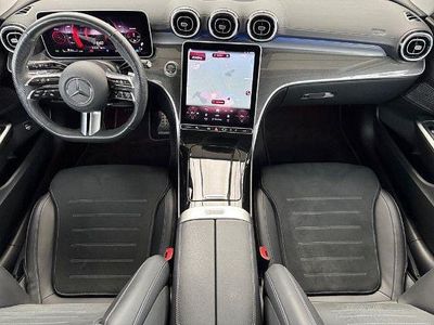 Weiß Gebraucht 2024 Mercedes C180 AMG line Limousine | 35.290 € (Fairer Preis)