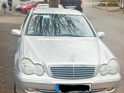 Gebraucht Mercedes C180 2001 Silber Limousine