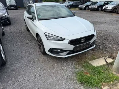 Gebraucht Seat Leon FR 150 PS (110 kW) 2021 Nevada white (metallic) Kombi