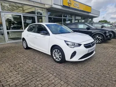 Second-hand Opel Corsa Basis 100 CP (73 kW) 2022 Galben Hatchback