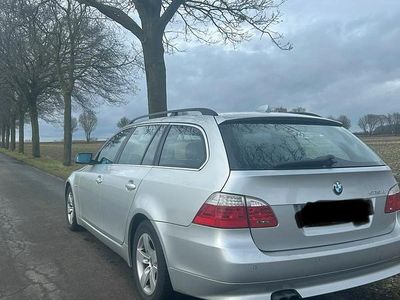 Gebraucht BMW 525 197 PS (144 kW) 2007 Silber Kombi