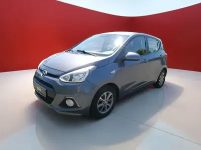 Gebraucht Hyundai i10 Edition 67 PS (49 kW) 2014 Grau Kleinwagen