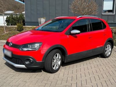 Usata VW Polo Cross 105 CV (77 kW) 2011 Rosso Utilitaria