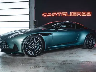 Gebraucht Aston Martin DB12 680 PS (500 kW) 2024 Grün