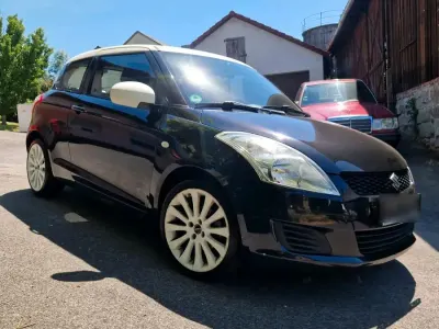Gebraucht Suzuki Swift 94 PS (69 kW) 2012 Schwarz Kleinwagen