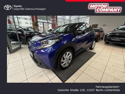 Juniper blue metallic/ night sky black Gebraucht 2022 Toyota Aygo X Comfort SUV | 14.990 € (Teuer)