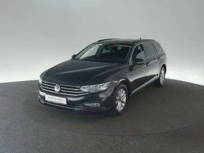Gebraucht VW Passat Business 150 PS (110 kW) 2023 Schwarz Kombi
