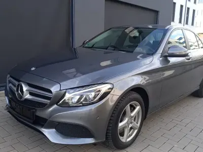 Gebraucht Mercedes C180 Edition 156 PS (114 kW) 2017 Grau Limousine
