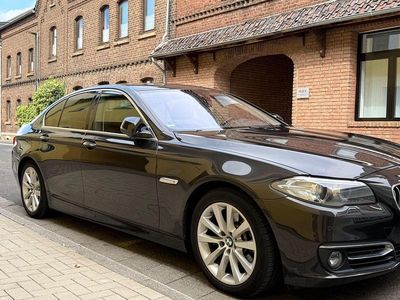 Gebraucht BMW 525 Luxury Line 218 PS (160 kW) 2014 Schwarz Limousine