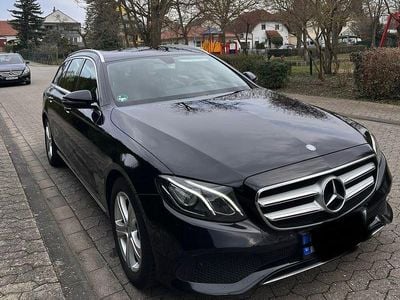 Mercedes E200
