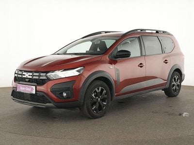 Gebraucht Dacia Jogger Comfort 94 PS (69 kW) 2023 Braun Van / Kleinbus