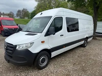 Używany Mercedes Sprinter 170 KM (125 kW) 2024 Biały Van