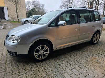 Gebraucht VW Touran 100 PS (73 kW) 2004 Grau Van / Kleinbus