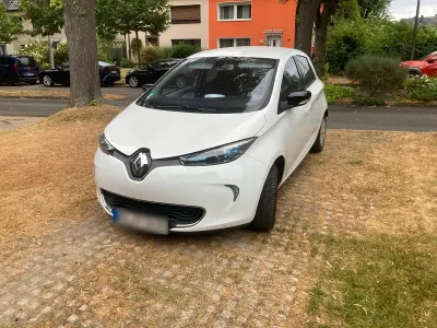 Gebraucht Renault Zoe Life 42 kW (58 PS) 2015 Weiß Kleinwagen