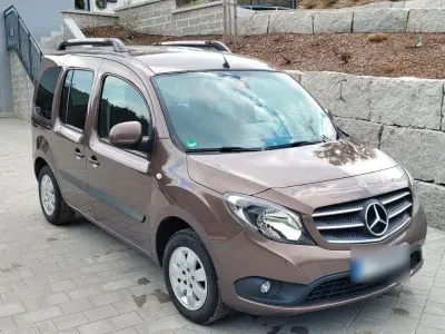 Gebraucht Mercedes Citan 111 Edition 116 PS (85 kW) 2020 Braun Kombi
