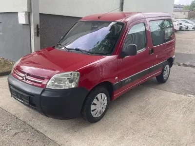 Gebraucht Citroën Berlingo First 75 PS (55 kW) 2009 Rot Van / Kleinbus