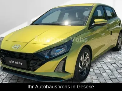 Neu Hyundai i20 GO! 90 PS (66 kW) 2026 Grün Kleinwagen