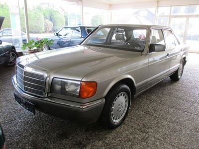 Gebraucht Mercedes E300 179 PS (131 kW) 1986 Beige Limousine