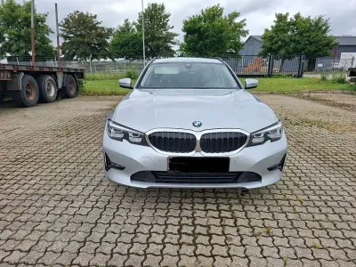 Gebraucht BMW 320 Sport Line 190 PS (139 kW) 2021 Silber Kombi