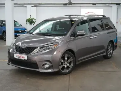 Gebraucht Toyota Sienna 299 PS (219 kW) 2016 Grau Van / Kleinbus