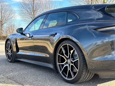 Brugt Porsche Taycan