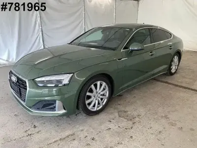 Gebraucht Audi A5 Sportback S-Line 265 PS (194 kW) 2023 Grün Kleinwagen