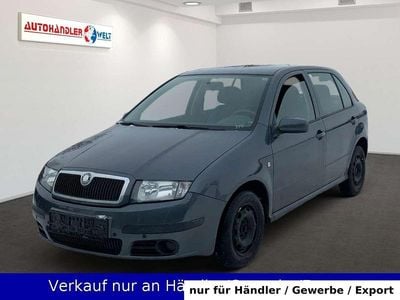 Grau Gebraucht 2007 Skoda Fabia Cool Edition Limousine | 999 € (Guter Preis)