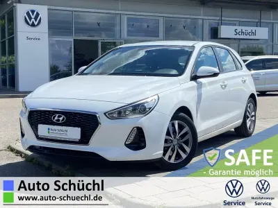 Gebraucht Hyundai i30 Turbo 140 PS (102 kW) 2017 Weiß Limousine