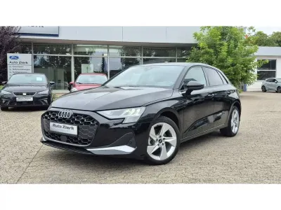 Gebraucht Audi A3 Advanced 116 PS (85 kW) 2025 Schwarz Limousine
