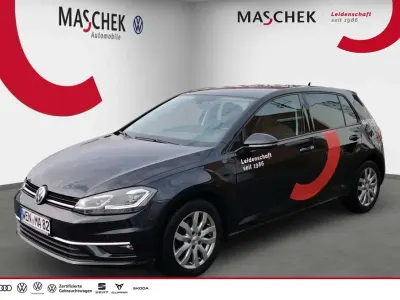 Gebraucht VW Golf VII Comfortline 116 PS (85 kW) 2017 Schwarz Limousine