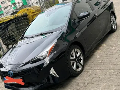 Gebraucht Toyota Prius 122 PS (89 kW) 2016 Schwarz Limousine