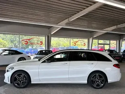 Gebraucht Mercedes C220 AMG line 194 PS (142 kW) 2020 Diamantweiss Kombi