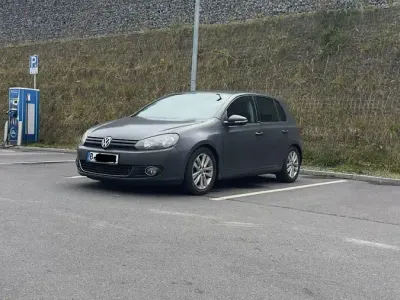 Gebraucht VW Golf VI 122 PS (89 kW) 2012 Andere farben Kleinwagen