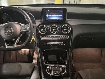 Schwarz Gebraucht 2016 Mercedes GLC250 AMG SUV | 22.750 € (Fairer Preis)