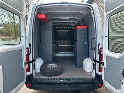 Gebraucht Renault Master 136 PS (100 kW) 2021 Weiß Van / Kleinbus