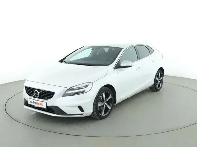 Gebraucht Volvo V40 R-Design 152 PS (111 kW) 2019 Weiß Kombi