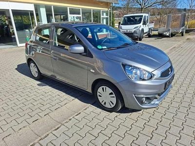 Gebraucht Mitsubishi Space Star Plus 71 PS (52 kW) 2018 Platinumgrau (m) Kleinwagen