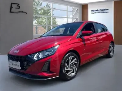 Gebraucht Hyundai i20 Trend 101 PS (74 kW) 2025 Rot Kleinwagen