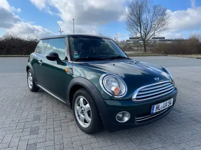 Usata Mini Cooper 122 CV (89 kW) 2009 Verde Utilitaria