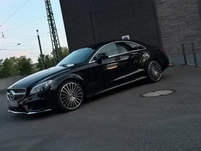 Gebraucht Mercedes CLS500 408 PS (300 kW) 2015 Schwarz Limousine