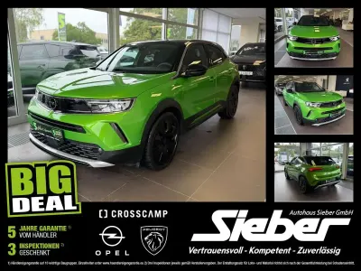 Gebraucht Opel Mokka Ultimate 131 PS (96 kW) 2023 Lackierung matcha green/typ au SUV
