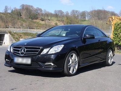 Second-hand Mercedes E250 AMG 204 CP (150 kW) 2011 Negru Coupe