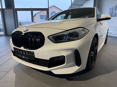 gebraucht BMW 118 i Aut. * M Sport * ACC * LED * Hifi * HUD *